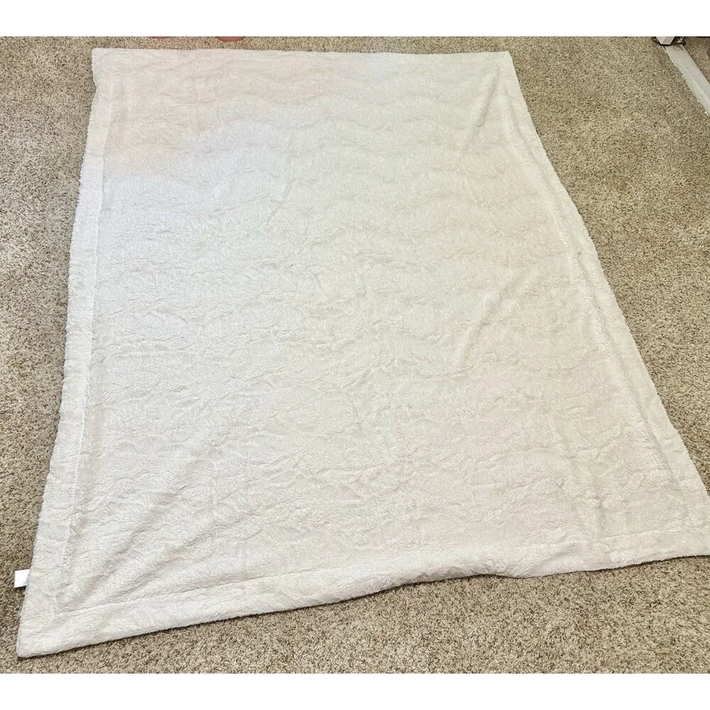 Graced Soft Luxuries Blanket Ivory Thick Plush 60” X 49